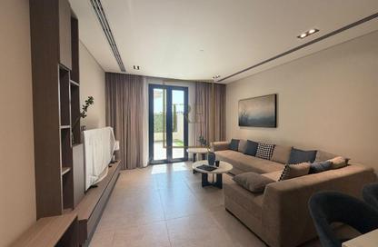 Apartment - 1 - 2 for rent in Lusail Marina Heights - Marina District - Lusail