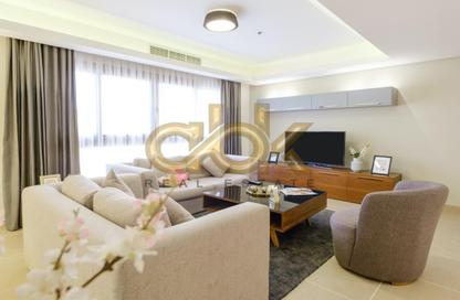 Apartment - 2 - 3 for rent in Corniche Road - Corniche Road - Doha