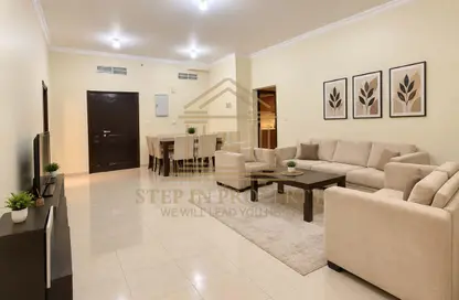Apartment - 2 Bedrooms - 3 Bathrooms for rent in West Bay Tower - West Bay - West Bay - Doha