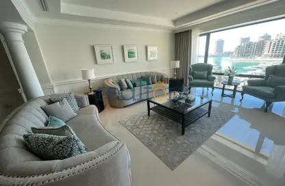 Apartment - 2 Bedrooms - 3 Bathrooms for rent in East Porto Drive - Porto Arabia - The Pearl Island - Doha