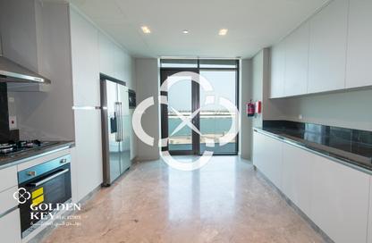 Apartment - 3 Bedrooms - 4 Bathrooms for sale in Seef Lusail Tower 1 - Seef Lusail - Lusail City - Lusail
