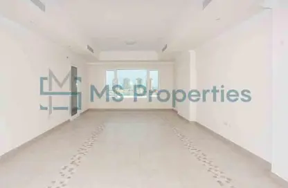 Apartment - 2 Bedrooms - 3 Bathrooms for rent in West Porto Drive - Porto Arabia - The Pearl Island - Doha