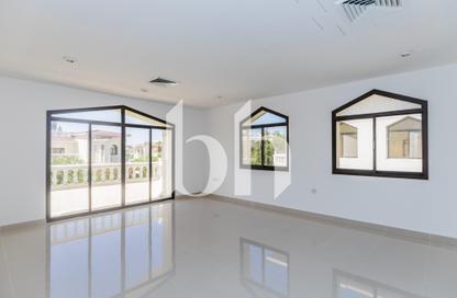 Villa - 4 Bedrooms - 5 Bathrooms for rent in Salwa Road - Doha