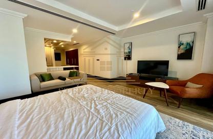 Apartment - Studio - 1 Bathroom for rent in Viva West - Viva Bahriyah - The Pearl Island - Doha