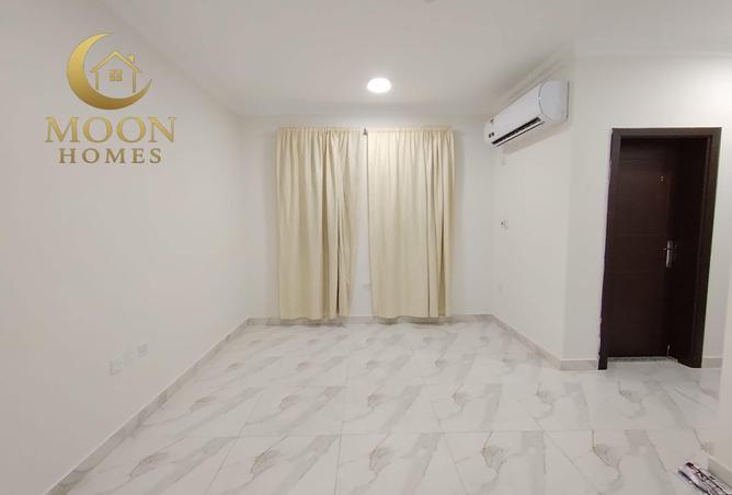 52408103 - Property Main Image