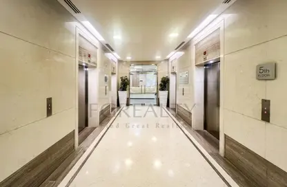 Office Space - 2 Bedrooms - 2 Bathrooms for rent in Marina Residences 195 - Marina District - Lusail