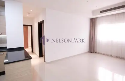 شقة - 2 غرف نوم - 2 حمامات للايجار في شارع النصر - النصر - الدوحة