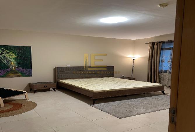 1004474 - Property Main Image