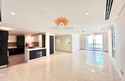 Apartment - 2 Bedrooms - 3 Bathrooms for rent in Viva East - Viva Bahriyah - The Pearl Island - Doha