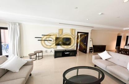 Apartment - 1 Bedroom - 2 Bathrooms for rent in East Porto Drive - Porto Arabia - The Pearl Island - Doha