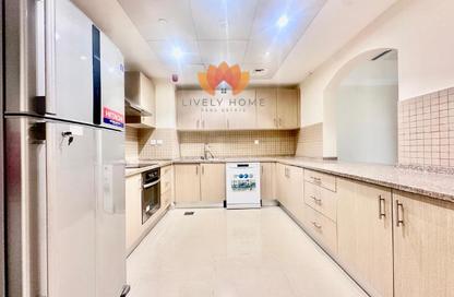 Apartment - 1 Bedroom - 2 Bathrooms for rent in East Porto Drive - Porto Arabia - The Pearl Island - Doha