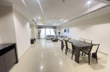 Apartment - 2 Bedrooms - 2 Bathrooms for rent in East Porto Drive - Porto Arabia - The Pearl Island - Doha