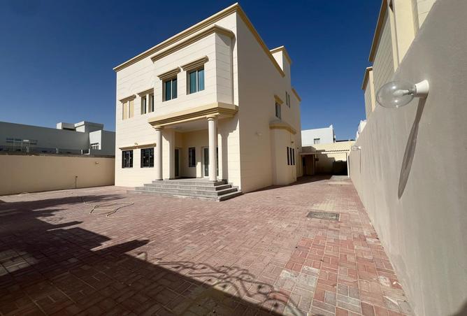 1011765 - Property Image 2