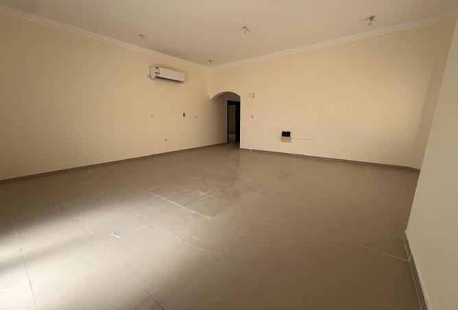 1011765 - Property Image 3