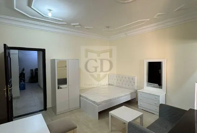 63311225 - Property Image 3