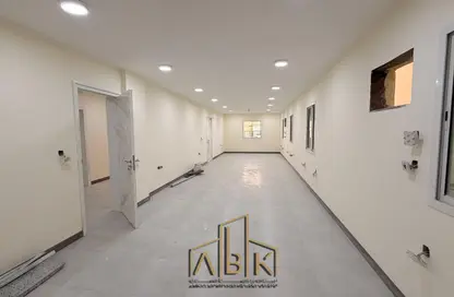 Labor Camp - Studio - 7+ Bathrooms for rent in Umm Salal Ali - Umm Salal Ali - Doha