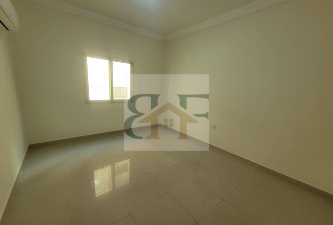 1004844 - Property Image 3