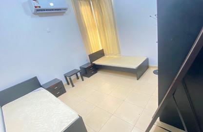 Apartment - 2 Bedrooms - 2 Bathrooms for rent in Al Muntazah Street - Al Muntazah - Doha