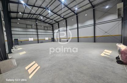 Warehouse - Studio - 4 Bathrooms for rent in East Industrial Street - Birkat Al Awamer - Al Wakra
