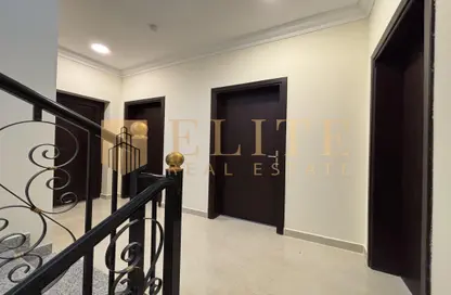 مجمع سكني - 6 غرف نوم - 6 حمامات للايجار في بوابة الخيساء - الخيصة - أم صلال محمد