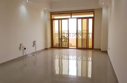 Apartment - 2 Bedrooms - 2 Bathrooms for rent in Al Zubair Bakkar Street - Al Sadd - Doha