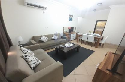 Apartment - 2 Bedrooms - 2 Bathrooms for rent in Al Muntazah Street - Al Muntazah - Doha