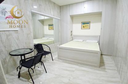 Apartment - Studio - 1 for rent in Umm Ghuwailina 4 - Umm Ghuwailina - Doha