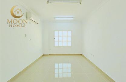 Apartment - 3 Bedrooms - 2 Bathrooms for rent in Muntazah 7 - Al Muntazah - Doha
