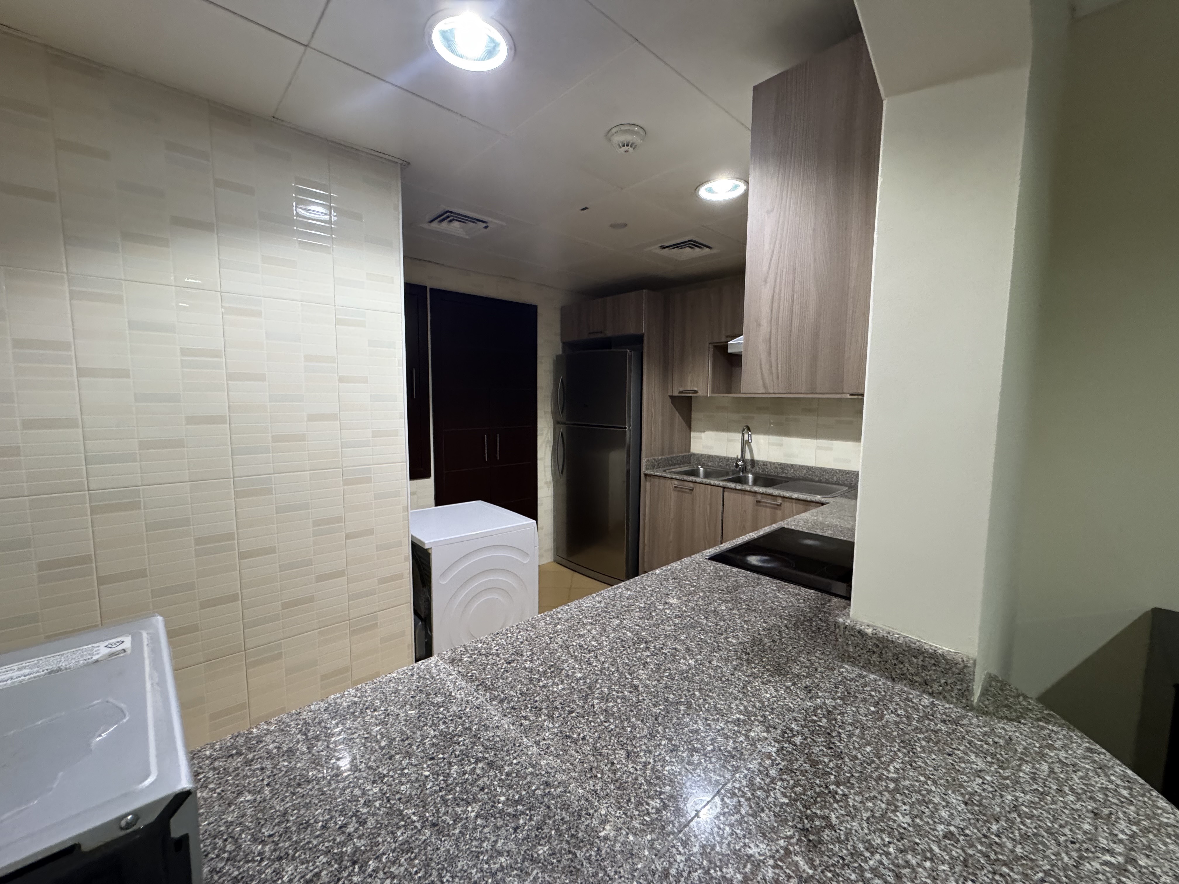 ONE MONTH FREE QATAR COOL INCLUDE 1 BEDROOM FF thumbnail 10