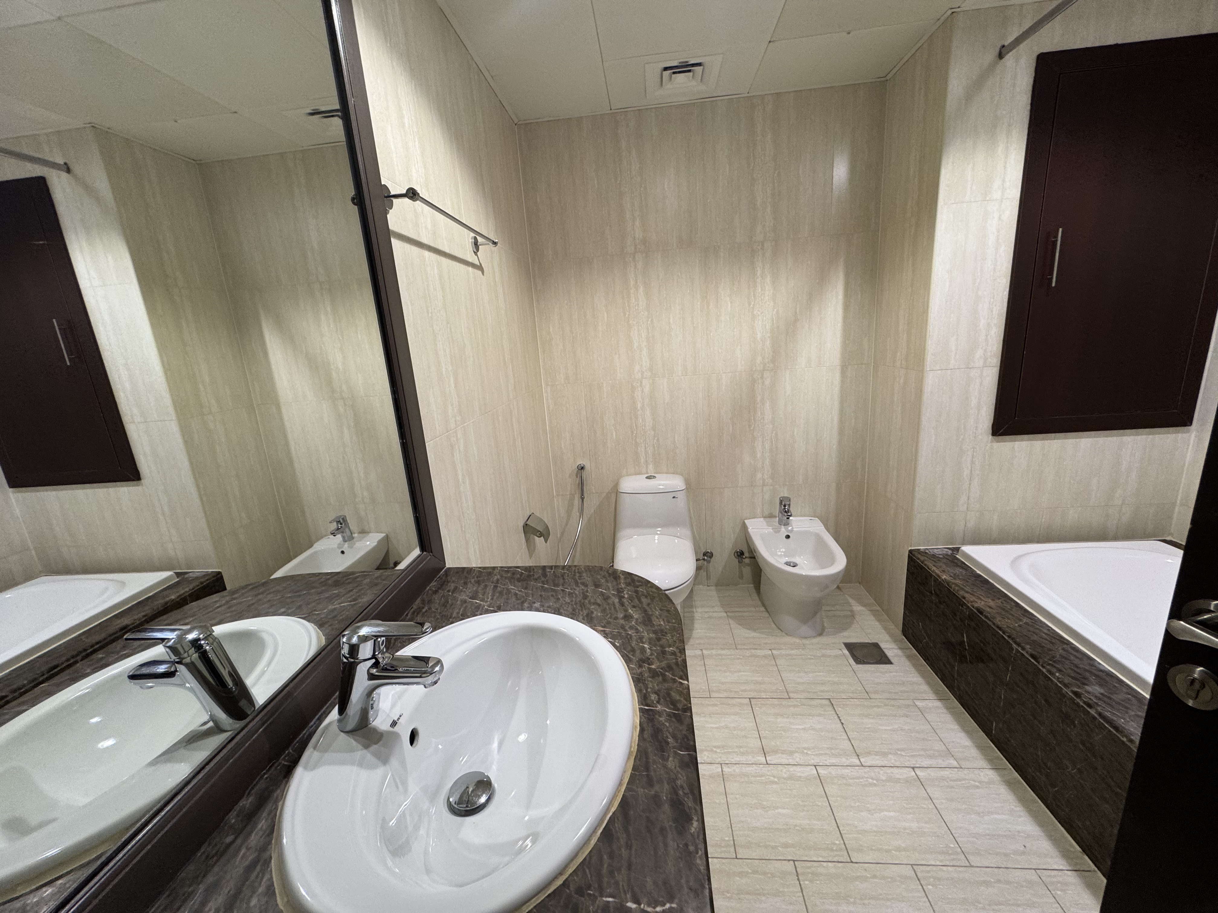 ONE MONTH FREE QATAR COOL INCLUDE 1 BEDROOM FF thumbnail 6