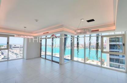 Apartment - 2 Bedrooms - 3 Bathrooms for sale in Crystal Residence - Gewan Island - The Pearl Island - Doha