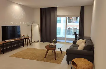 Apartment - Studio - 1 Bathroom for rent in Viva West - Viva Bahriyah - The Pearl Island - Doha