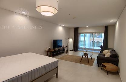 Apartment - Studio - 1 Bathroom for rent in Viva West - Viva Bahriyah - The Pearl Island - Doha
