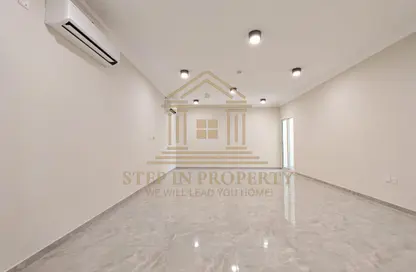 Apartment - 2 Bedrooms - 3 Bathrooms for rent in Musheireb Apartments - Musheireb - Doha