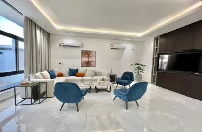 فيلا - 5 غرف نوم - 7 حمامات للبيع في الثمامة - الثمامة - الدوحة