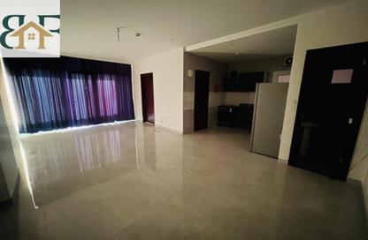 Apartment - 1 Bedroom - 2 Bathrooms for rent in Al Sadd Road - Al Sadd - Doha Apartment - 1 Bedroom - 2 Bathrooms for rent in Al Sadd Road - Al Sadd - Doha