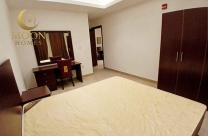 Apartment - 1 Bedroom - 1 Bathroom for rent in Umm Ghwailina Comm - Umm Ghuwalina - Umm Ghuwailina - Doha Apartment - 1 Bedroom - 1 Bathroom for rent in Umm Ghwailina Comm - Umm Ghuwalina - Umm Ghuwailina - Doha