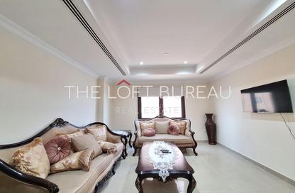 Apartment - 1 Bedroom - 2 Bathrooms for rent in West Porto Drive - Porto Arabia - The Pearl Island - Doha