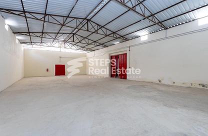 Warehouse - Studio - 2 Bathrooms for rent in Industrial Area 5 - Industrial Area - Industrial Area - Doha