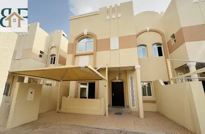 Villa - 5 Bedrooms - 4 Bathrooms for rent in Ain Khaled Villas - Ain Khaled - Doha