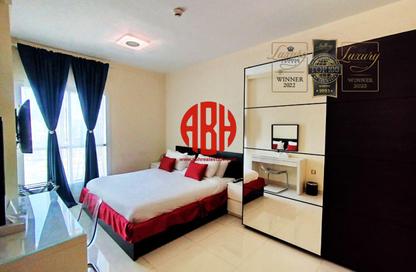 Apartment - 2 Bedrooms - 3 Bathrooms for rent in Al Sadd Road - Al Sadd - Doha