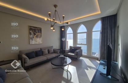 Apartment - 2 Bedrooms - 3 Bathrooms for rent in Viva West - Viva Bahriyah - The Pearl Island - Doha
