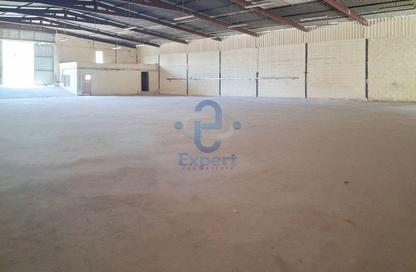 Warehouse - Studio - 1 Bathroom for rent in Industrial Area 2 - Industrial Area - Industrial Area - Doha