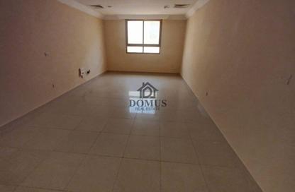 Apartment - 3 Bedrooms - 2 Bathrooms for rent in Al Zubair Bakkar Street - Al Sadd - Doha