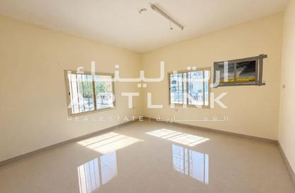 Apartment - 4 - 3 for rent in Bin Omran 28 - Fereej Bin Omran - Doha