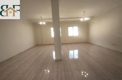 Apartment - 2 - 2 for rent in Umm Ghwailina Comm - Umm Ghuwalina - Umm Ghuwailina - Doha