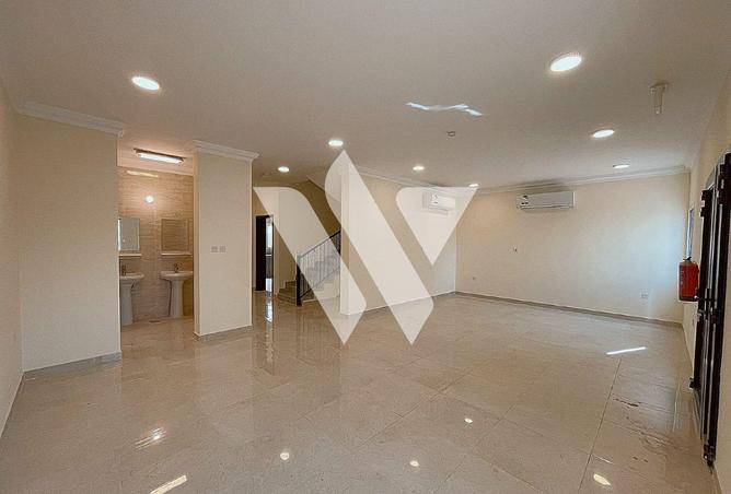 1008200 - Property Image 2