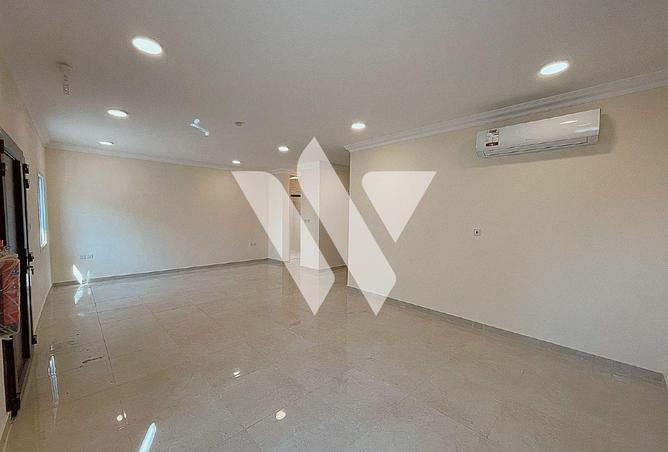 1008200 - Property Image 3