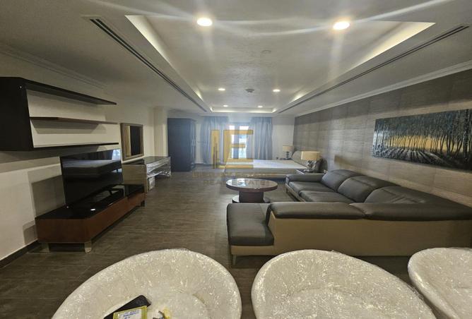 1011867 - Property Image 2