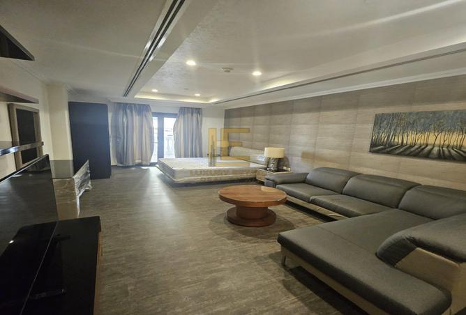 1011867 - Property Main Image